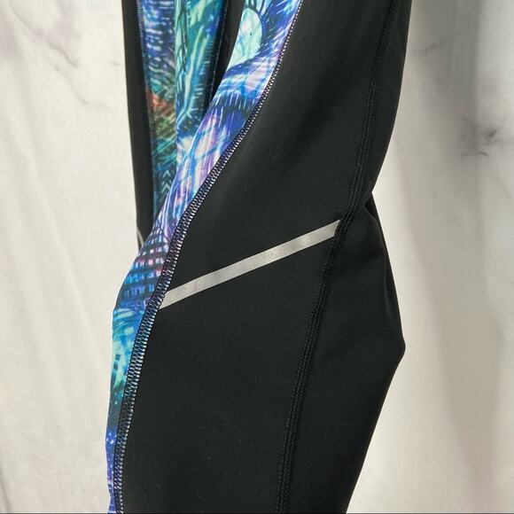 New Balance Accelerate Capri Leggings Palm Leaf Activewear Running Gym Size S - Picture 4 of 11